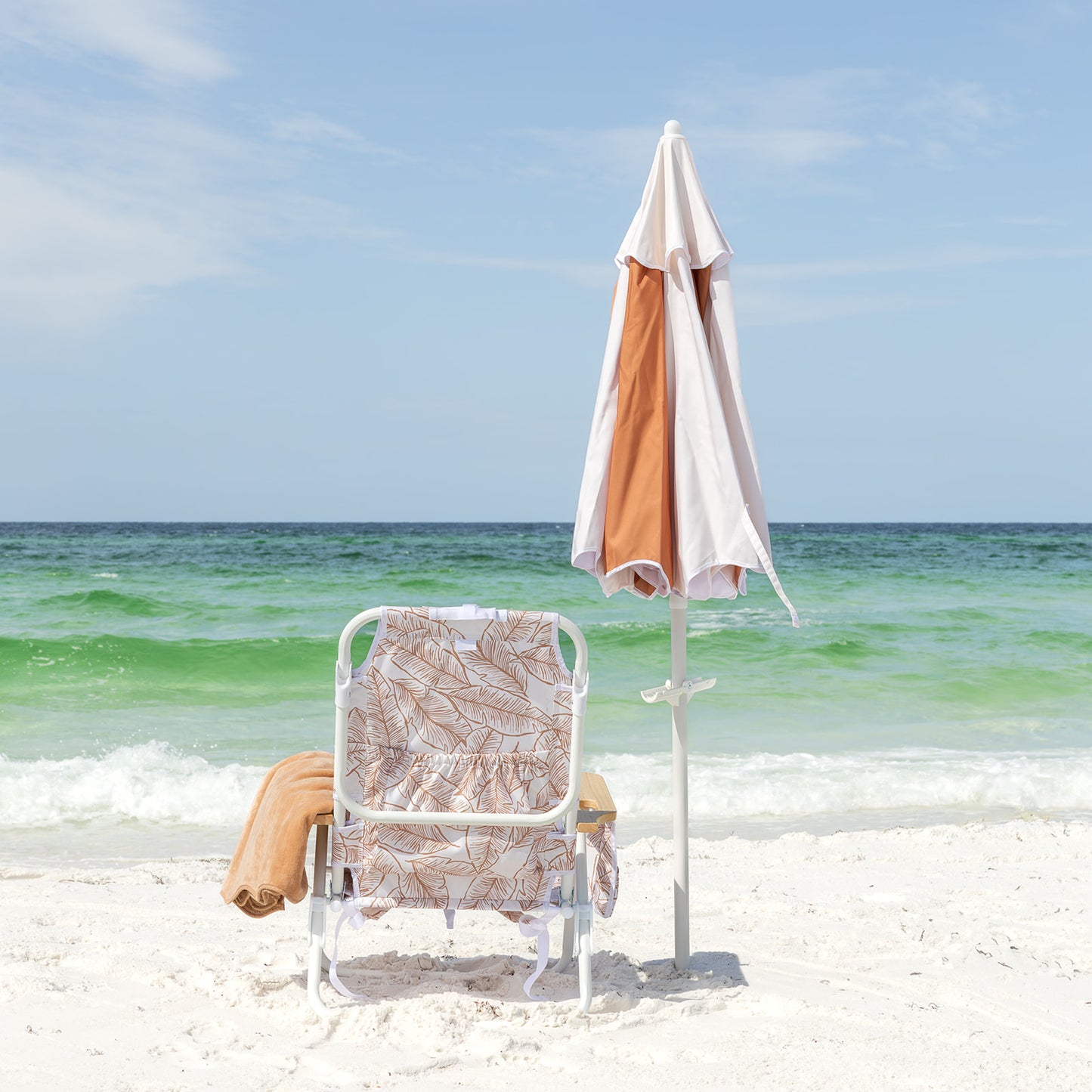 Isla Banana Leaf Beach Chair