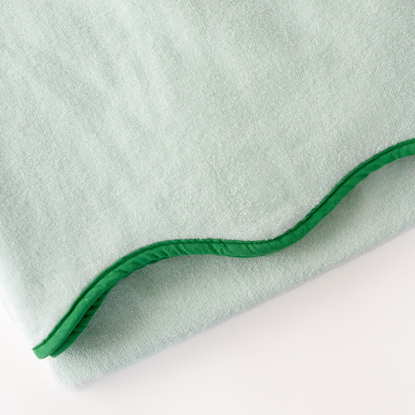 Willa Scalloped Edge Beach Towel