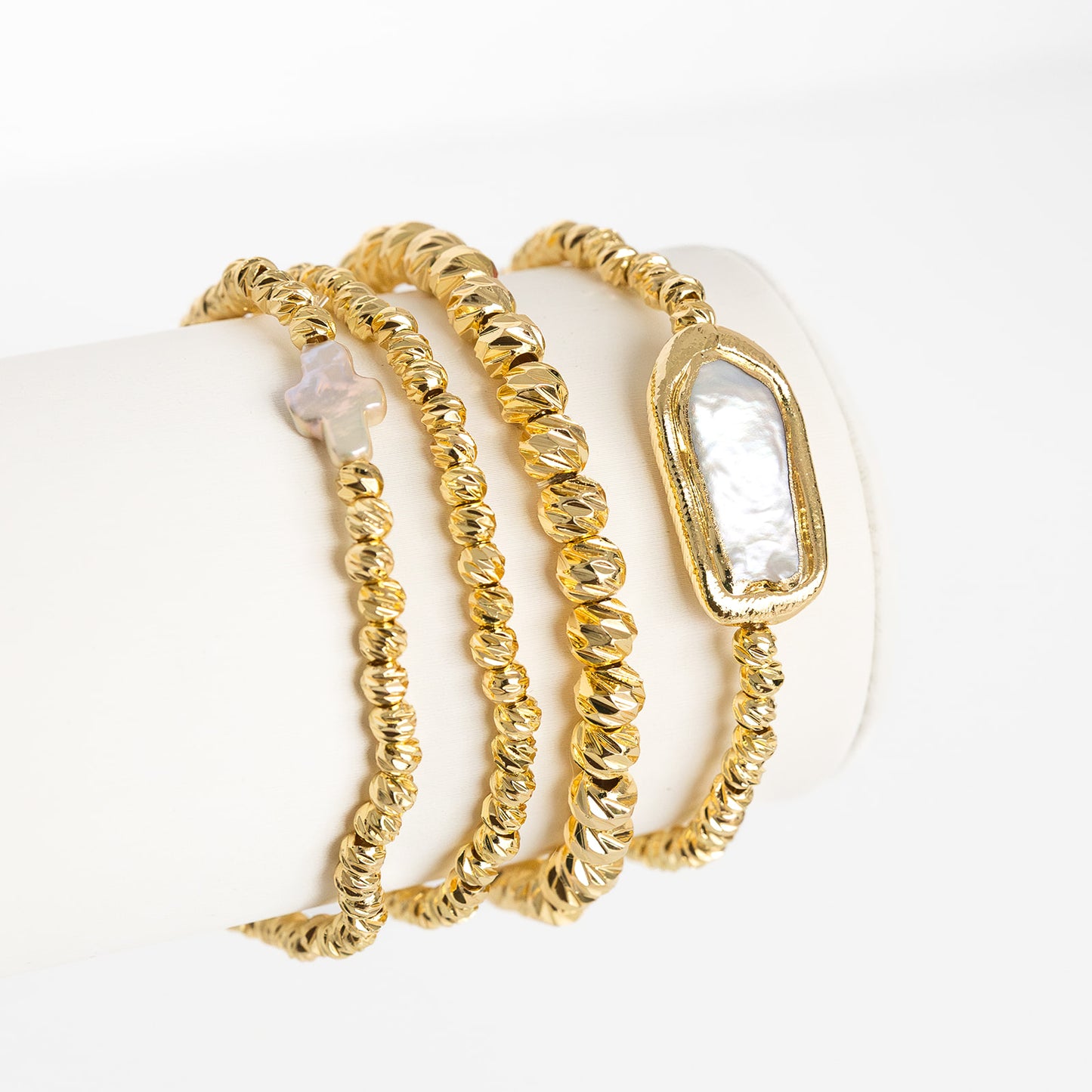 Beam Stretch Cross Bracelet